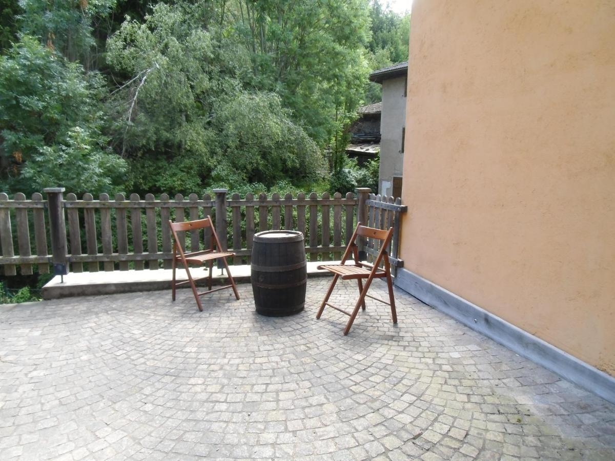 Rio Gambis Apartment 卡瓦莱塞 外观 照片